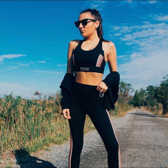PINK Victoria’s Secret Ultimate sport bra &legging - Picture 6 of 6